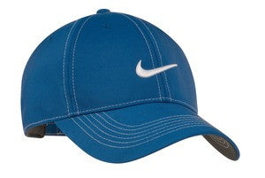 Nike Golf - Swoosh Front Cap.  333114 Varsity royal