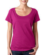 391 Anvil Ladies’ Featherweight Scoop Tee Raspberry